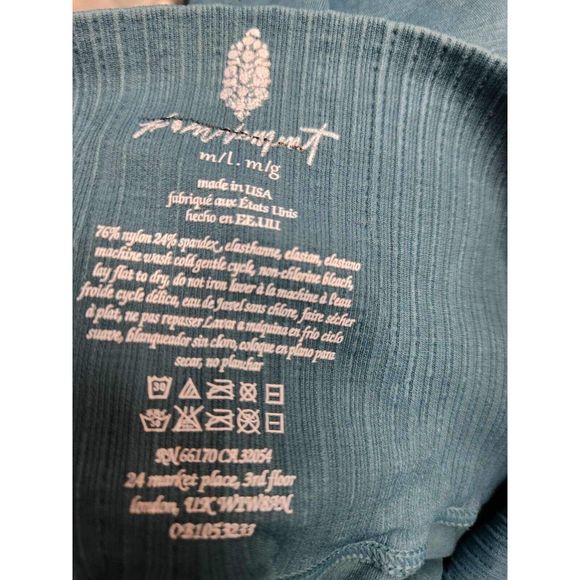 Free People Movement Good Karma Bike Shorts Size M/L - Picture 8 of 8